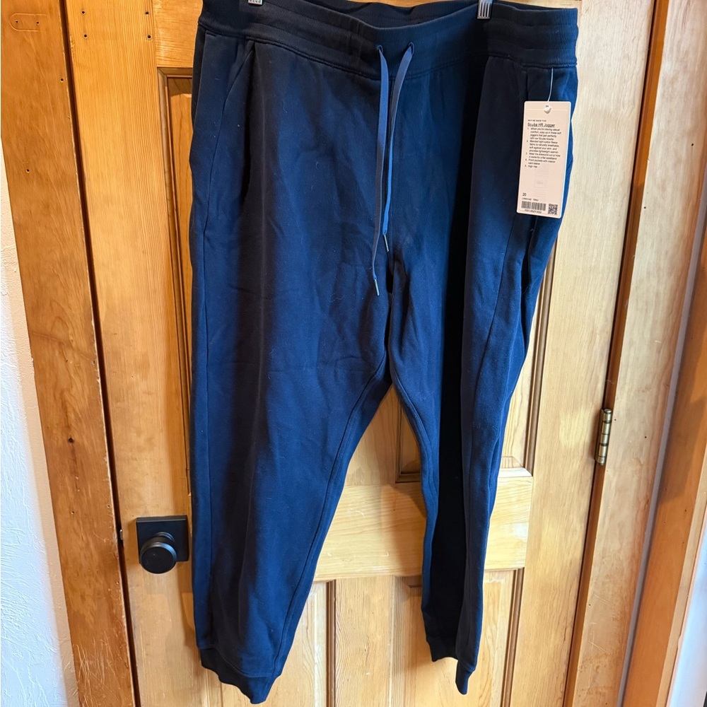 NWT Lululemon Scuba Navy Jogger Pants
